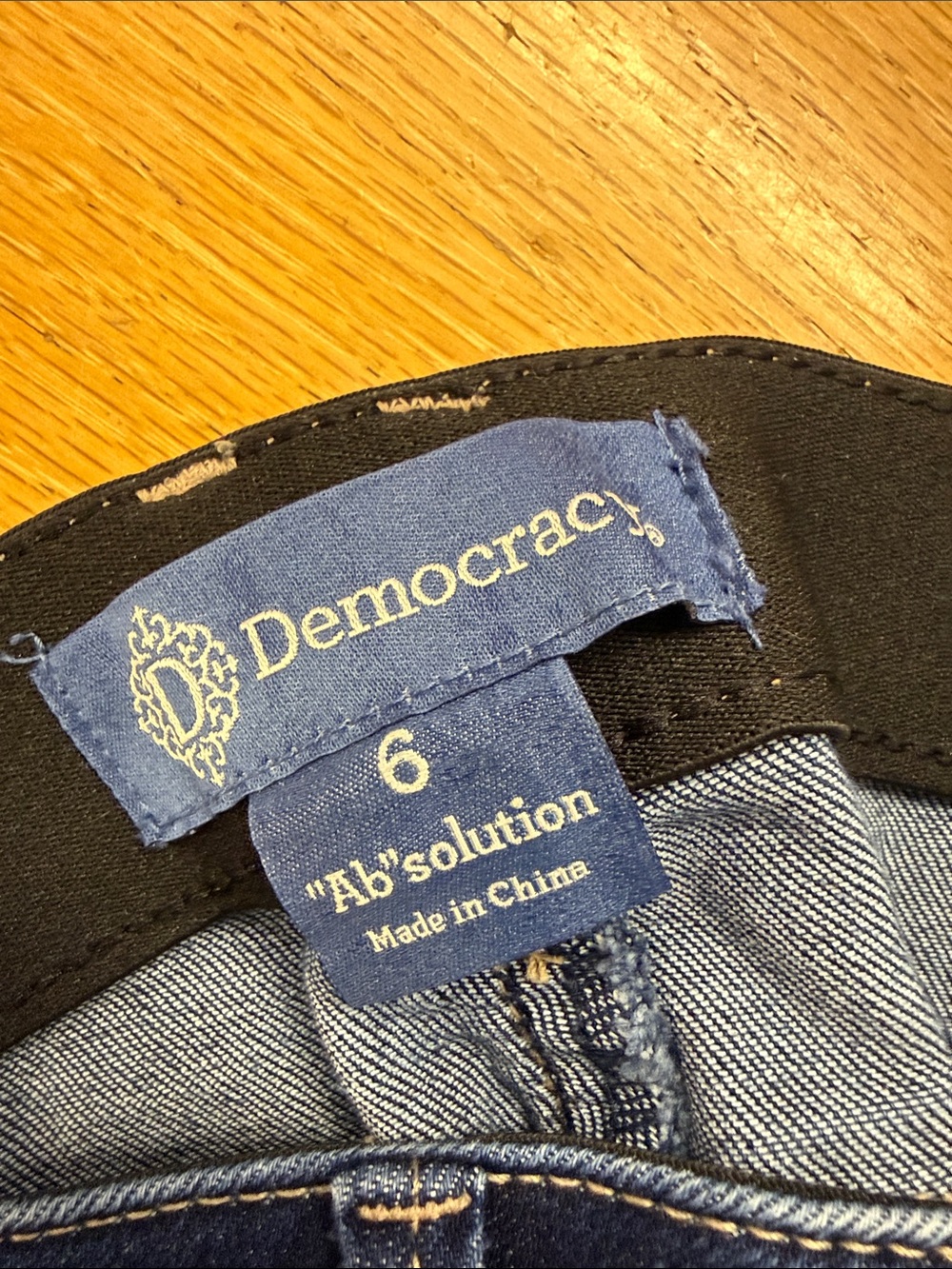 Democracy Ab Solution Jeans Size 6 Dark Wash Slim Straight Stretch Denim B24507W - Picture 4 of 6